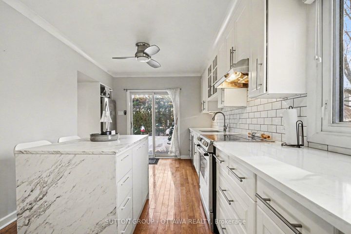 Photo 8 at 90 Withrow Avenue, Nepean (Meadowlands/St. Claire Gardens), Ottawa