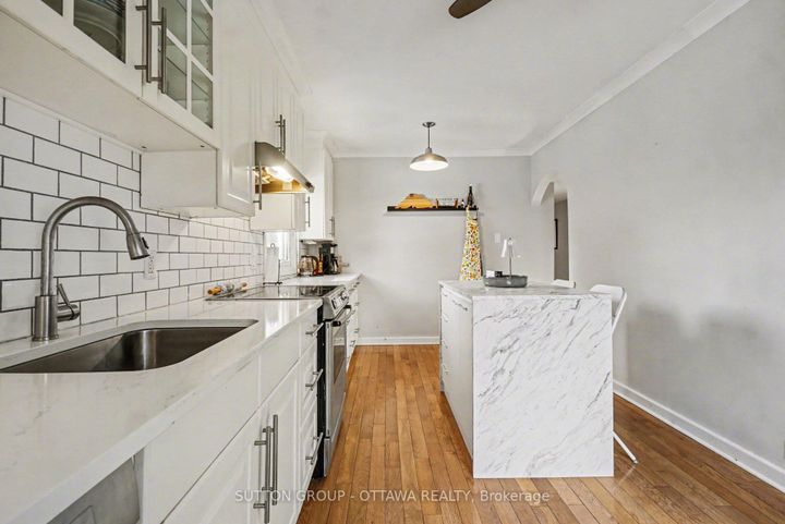 Photo 9 at 90 Withrow Avenue, Nepean (Meadowlands/St. Claire Gardens), Ottawa