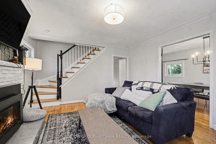 Photo 14 at 90 Withrow Avenue, Nepean (Meadowlands/St. Claire Gardens), Ottawa