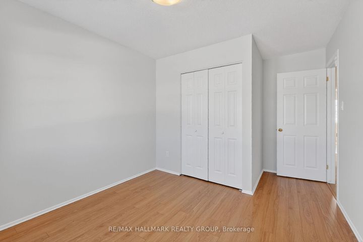 Photo 35 at 111 - 1061 Meadowlands Drive, Nepean (Carleton Square), Ottawa