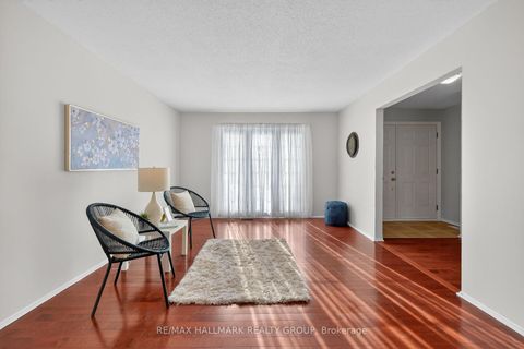 Photo 5 at 111 - 1061 Meadowlands Drive, Nepean (Carleton Square), Ottawa