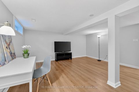 Photo 40 at 111 - 1061 Meadowlands Drive, Nepean (Carleton Square), Ottawa
