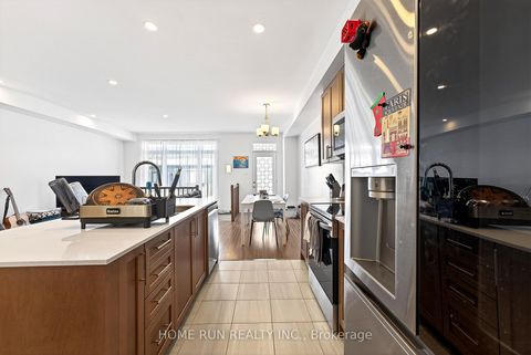 Photo 12 at 2071 Allegrini Terrace, Emerald Meadows/Trailwest, Kanata