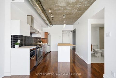 Photo 6 at 645 - 340 McLeod Street, Ottawa Centre