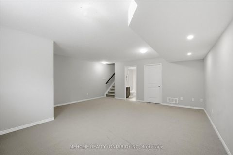 Photo 29 at 204 Tapadero Avenue, Emerald Meadows/Trailwest, Kanata