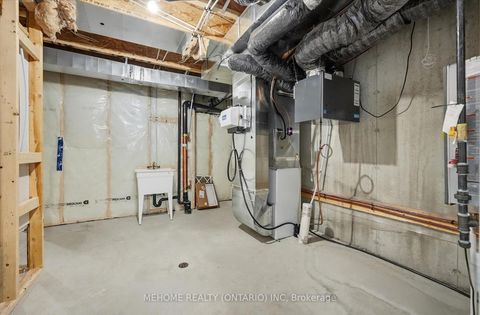 Photo 31 at 204 Tapadero Avenue, Emerald Meadows/Trailwest, Kanata