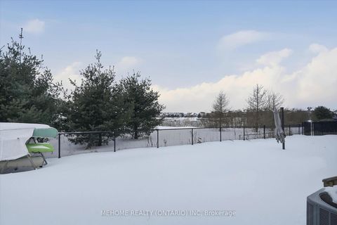 Photo 33 at 204 Tapadero Avenue, Emerald Meadows/Trailwest, Kanata