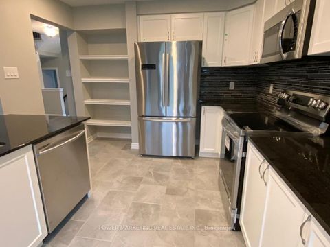 Photo 3 at 507 NORDMANN FIR Court, Emerald Meadows/Trailwest, Kanata