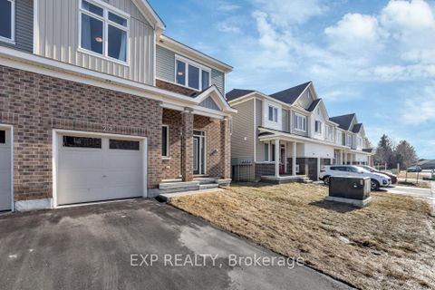 Photo 2 at 279 Falsetto Street, Mer Bleue/Bradley Estates/Anderson Park, Orleans