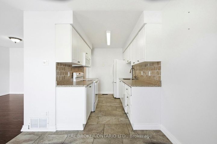 Photo 11 at F - 6 Arnold Drive, Nepean (Arbeatha Park), Ottawa