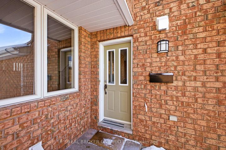 Photo 1 at 220 Woodpark Way, Nepean (Longfields), Ottawa