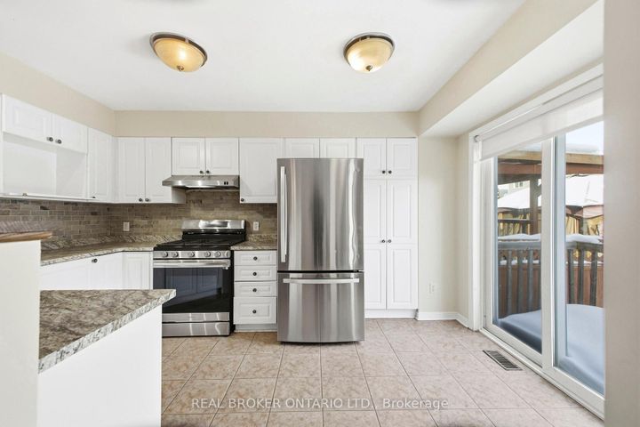 Photo 12 at 220 Woodpark Way, Nepean (Longfields), Ottawa