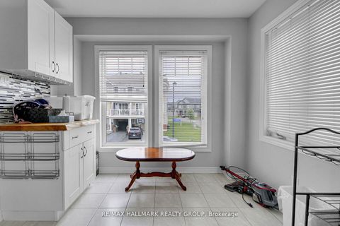 Photo 3 at 41 Maroma Street, Avalon West, Orleans