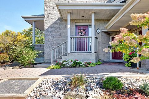 Photo 1 at 36 Robson Court, Kanata Lakes/Heritage Hills, Kanata