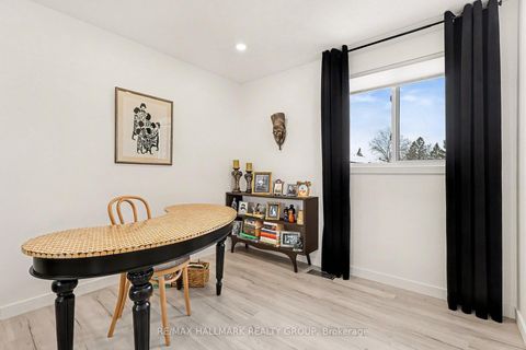 Photo 15 at 6861 Bilberry Drive, Convent Glen North, Orleans