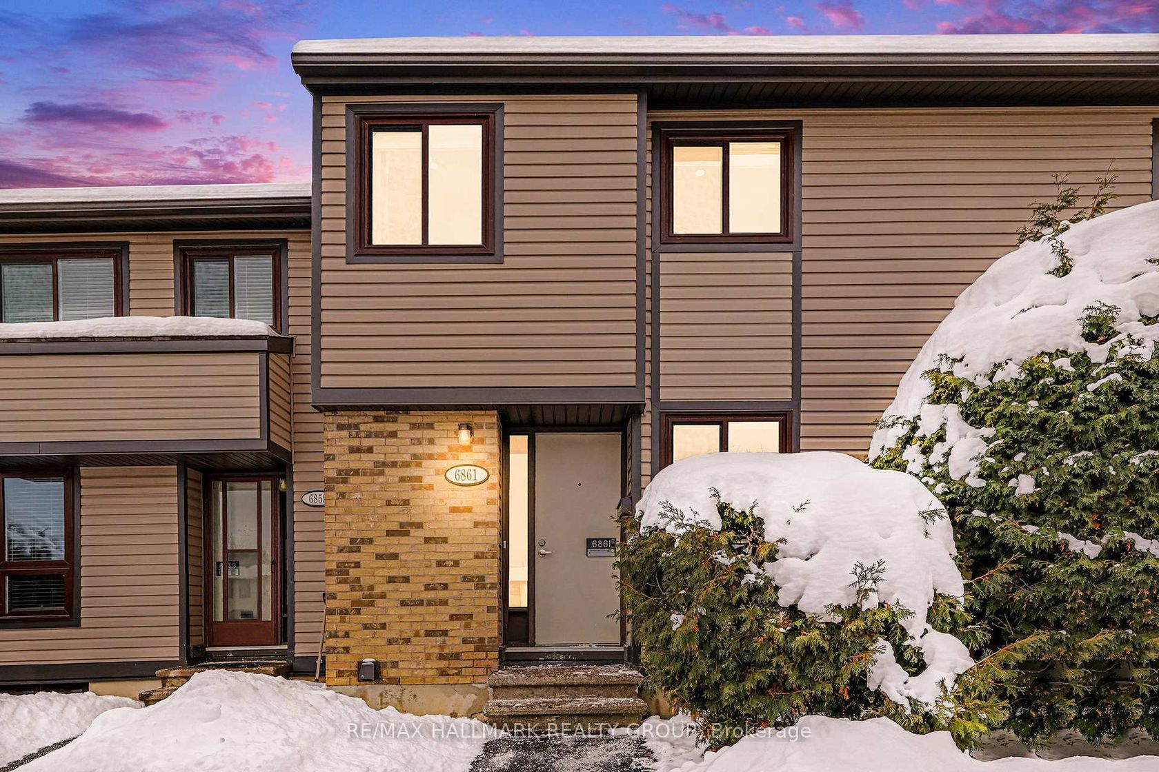 6861 Bilberry Drive, Convent Glen North, Orleans 2