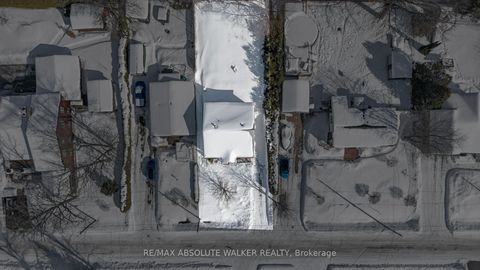 Photo 1 at 1095 Morin Road, Cumberland Estates, Orleans