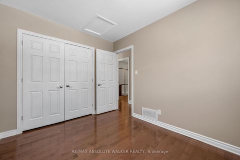 Photo 14 at 1095 Morin Road, Cumberland Estates, Orleans