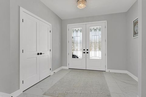 Photo 4 at 121 Ernest Way, Bathurst/Burgess & Sherbrooke (Bathurst) Twp, Tay Valley