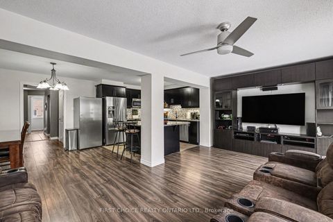 Photo 2 at 622 Bluegill Avenue, Nepean (Half Moon Bay), Ottawa