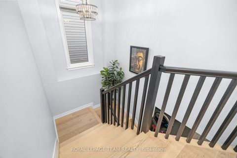 Photo 25 at 432 Gidran Circle, Emerald Meadows/Trailwest, Kanata