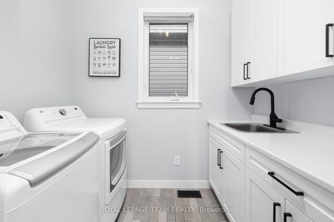 Photo 34 at 432 Gidran Circle, Emerald Meadows/Trailwest, Kanata