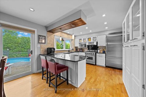 Photo 8 at 800 Fairwinds Terrace, Convent Glen, Orleans