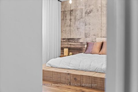 Photo 26 at 800 Fairwinds Terrace, Convent Glen, Orleans