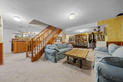 Photo 30 at 800 Fairwinds Terrace, Convent Glen, Orleans