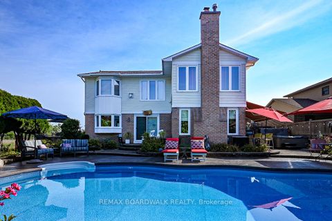 Photo 35 at 800 Fairwinds Terrace, Convent Glen, Orleans