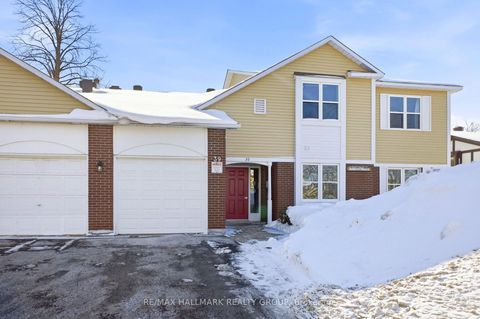 Photo 1 at D - 39 Stonehaven Drive, Bridlewood, Kanata