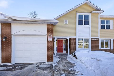 Photo 2 at D - 39 Stonehaven Drive, Bridlewood, Kanata