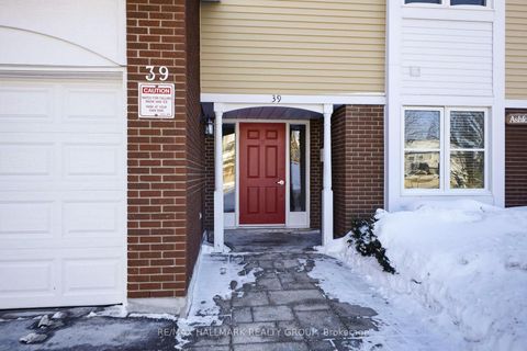 Photo 3 at D - 39 Stonehaven Drive, Bridlewood, Kanata