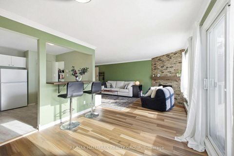 Photo 13 at D - 39 Stonehaven Drive, Bridlewood, Kanata