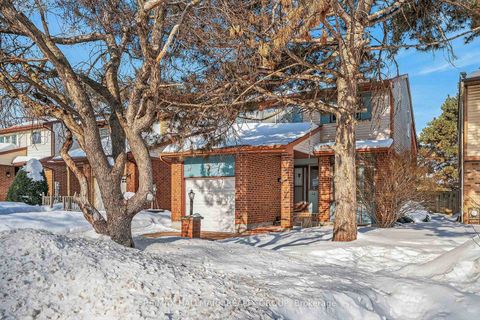 Photo 2 at 14 Haywood Crescent, Katimavik, Kanata