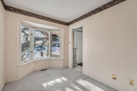 Photo 7 at 14 Haywood Crescent, Katimavik, Kanata