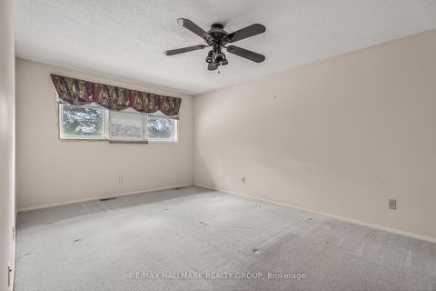 Photo 23 at 14 Haywood Crescent, Katimavik, Kanata