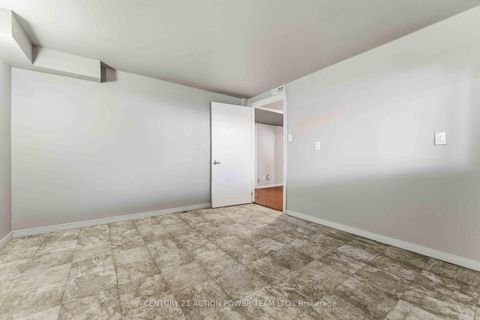 Photo 26 at 1705 OLD MONTREAL Road, Camelot, Orleans