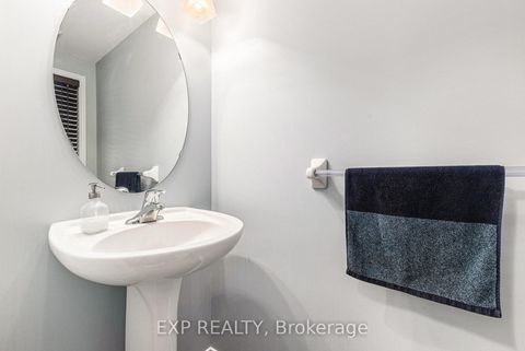 Photo 14 at 407 Heathrow Private, Stittsville (South), Stittsville