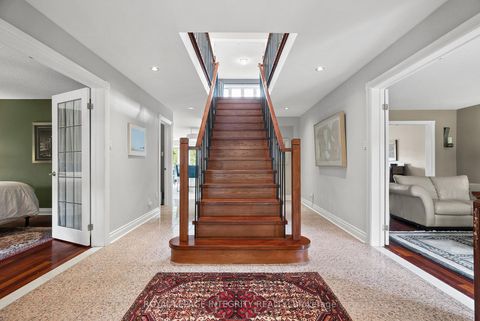 Photo 8 at 6 Marchbrook Circle, Rural Kanata (Central), Kanata