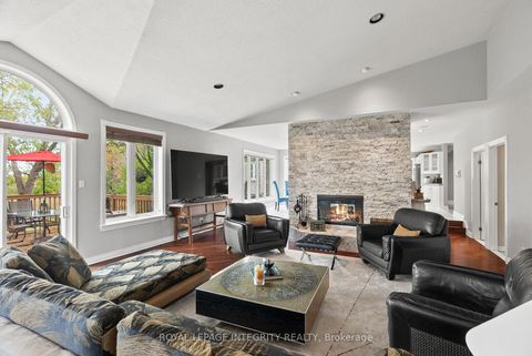 Photo 25 at 6 Marchbrook Circle, Rural Kanata (Central), Kanata