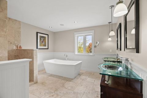 Photo 32 at 6 Marchbrook Circle, Rural Kanata (Central), Kanata