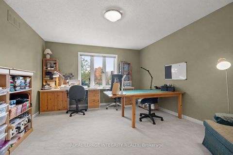 Photo 36 at 6 Marchbrook Circle, Rural Kanata (Central), Kanata