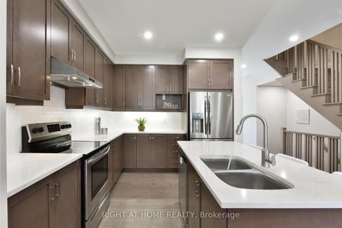 Photo 9 at 117 Escarpment Crescent, Kanata Lakes/Heritage Hills, Kanata