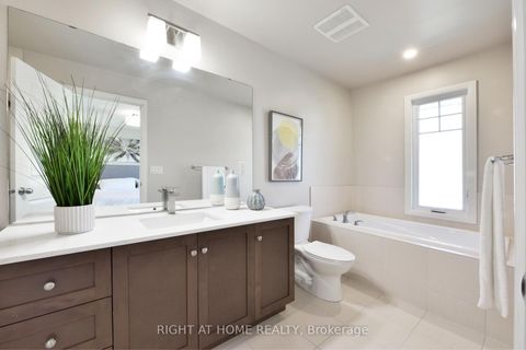 Photo 25 at 117 Escarpment Crescent, Kanata Lakes/Heritage Hills, Kanata