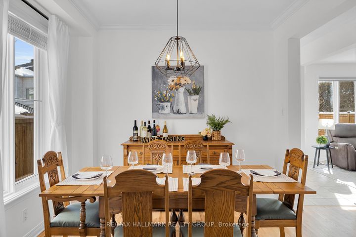 Photo 8 at 7 Rodeo Drive, Nepean (Longfields), Ottawa