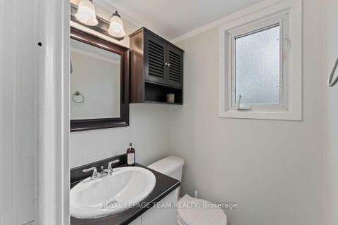 Photo 18 at 123 Abbeyhill Drive, Glencairn/Hazeldean, Kanata