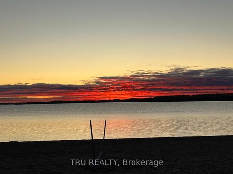 Photo 5 at 3024 Stoneridge Road, Dunrobin Shores, Constance Bay