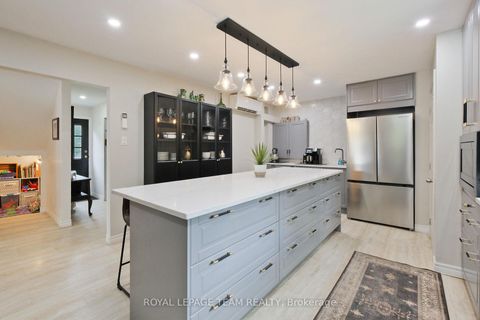 Photo 5 at 4440 Tranquility Lane, Constance Bay