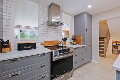 Photo 8 at 4440 Tranquility Lane, Constance Bay